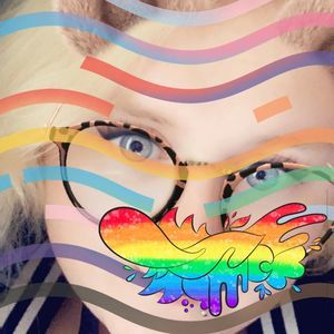 Meet your Posher, Caitlen